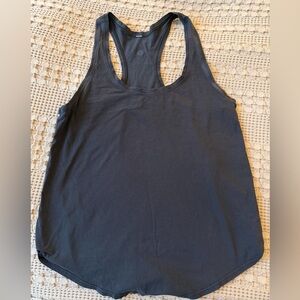 Lululemon tank top, size 6